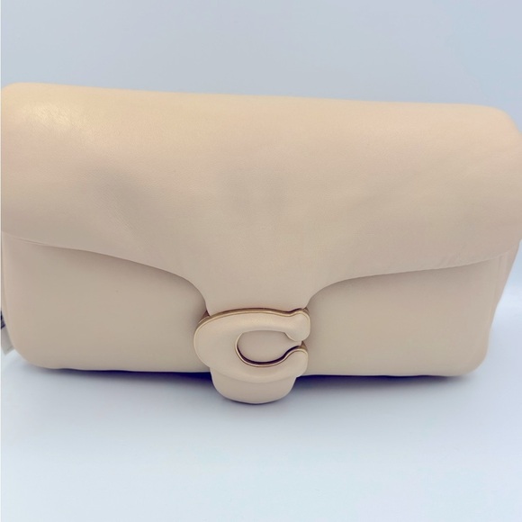 Coach Women's Leather Covered C Closure Pillow Tabby Shoulder bag 18,crossbody - Picture 12 of 15